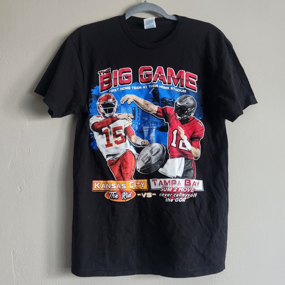 Delta Pro Weight Kansas City vs Tampa Bay Football Tee Large Mens T Shirt